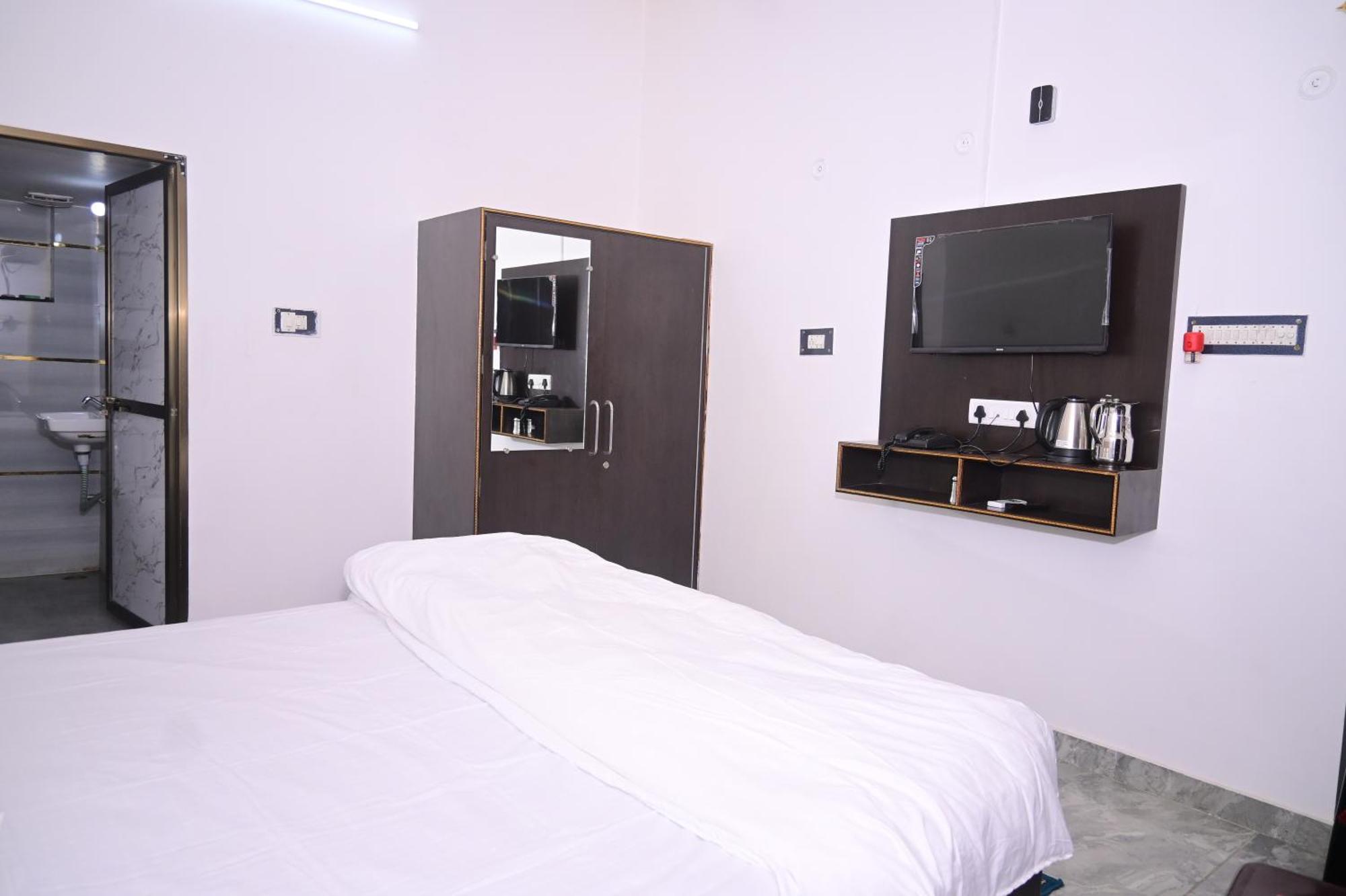 Shri Narayanam Guest House And Home Stay Ayodhya 외부 사진